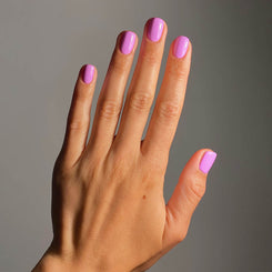 Lilac gel nails